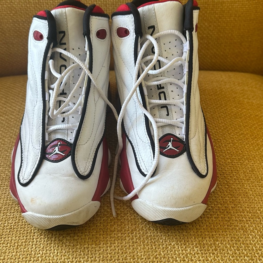 Nike Jordan Pro Strong youth Sneakers size 4